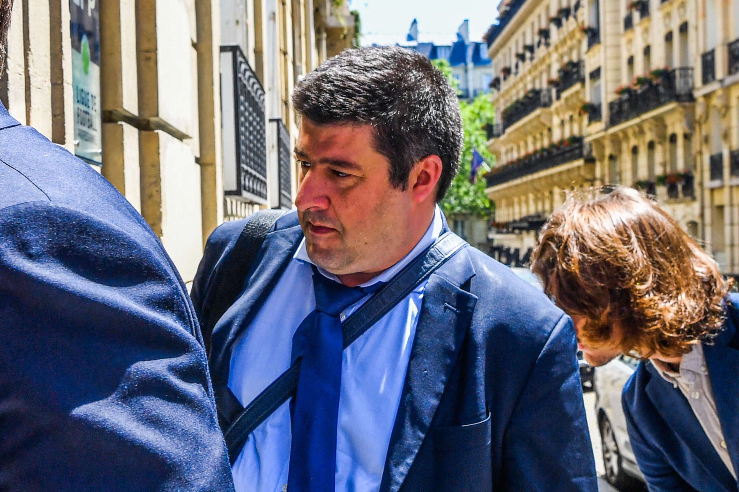 Thomas Jacquemier devant le siège de la LFP (Icon Sport)